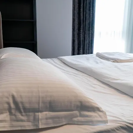 Signature 5 Апартаменты Тирана