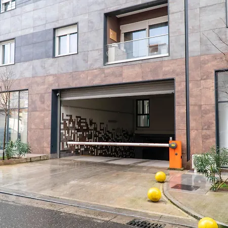 Signature 5 Apartment