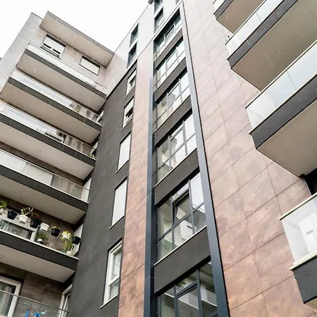Apartment Signature 5 *