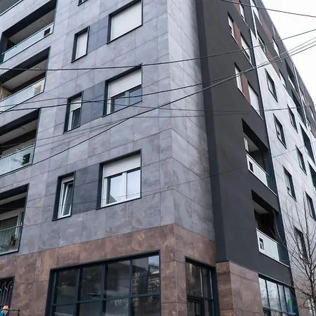 Signature 5 Apartment *
